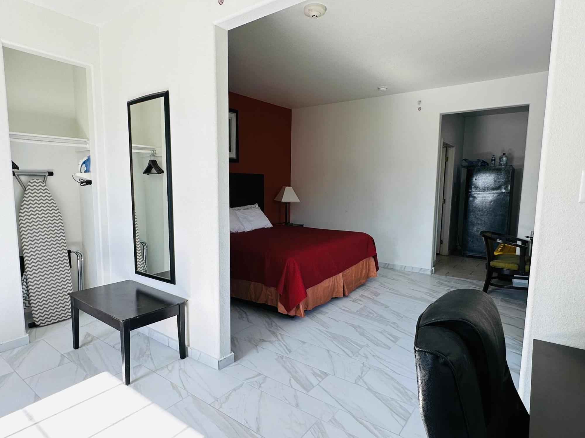 Lux Inn And Suites Three Rivers Luaran gambar