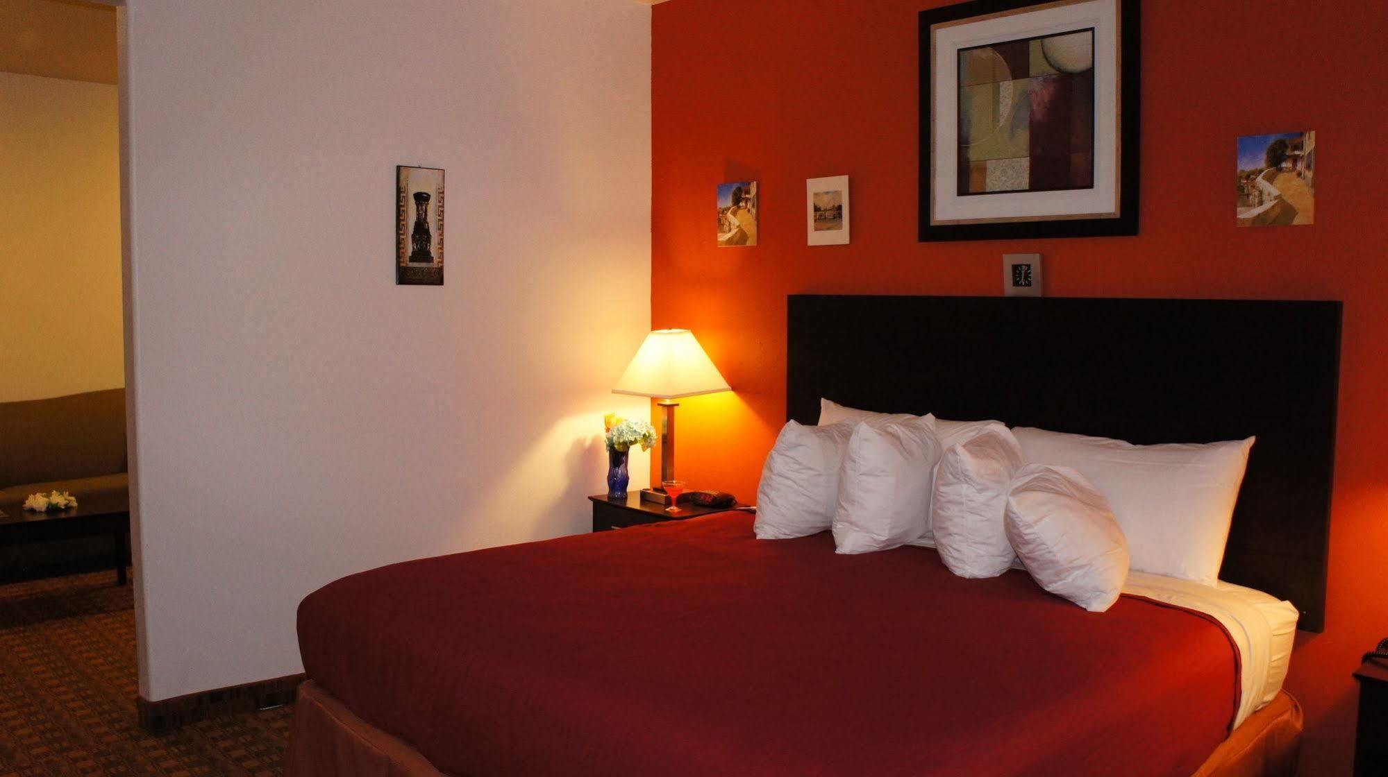 Lux Inn And Suites Three Rivers Luaran gambar