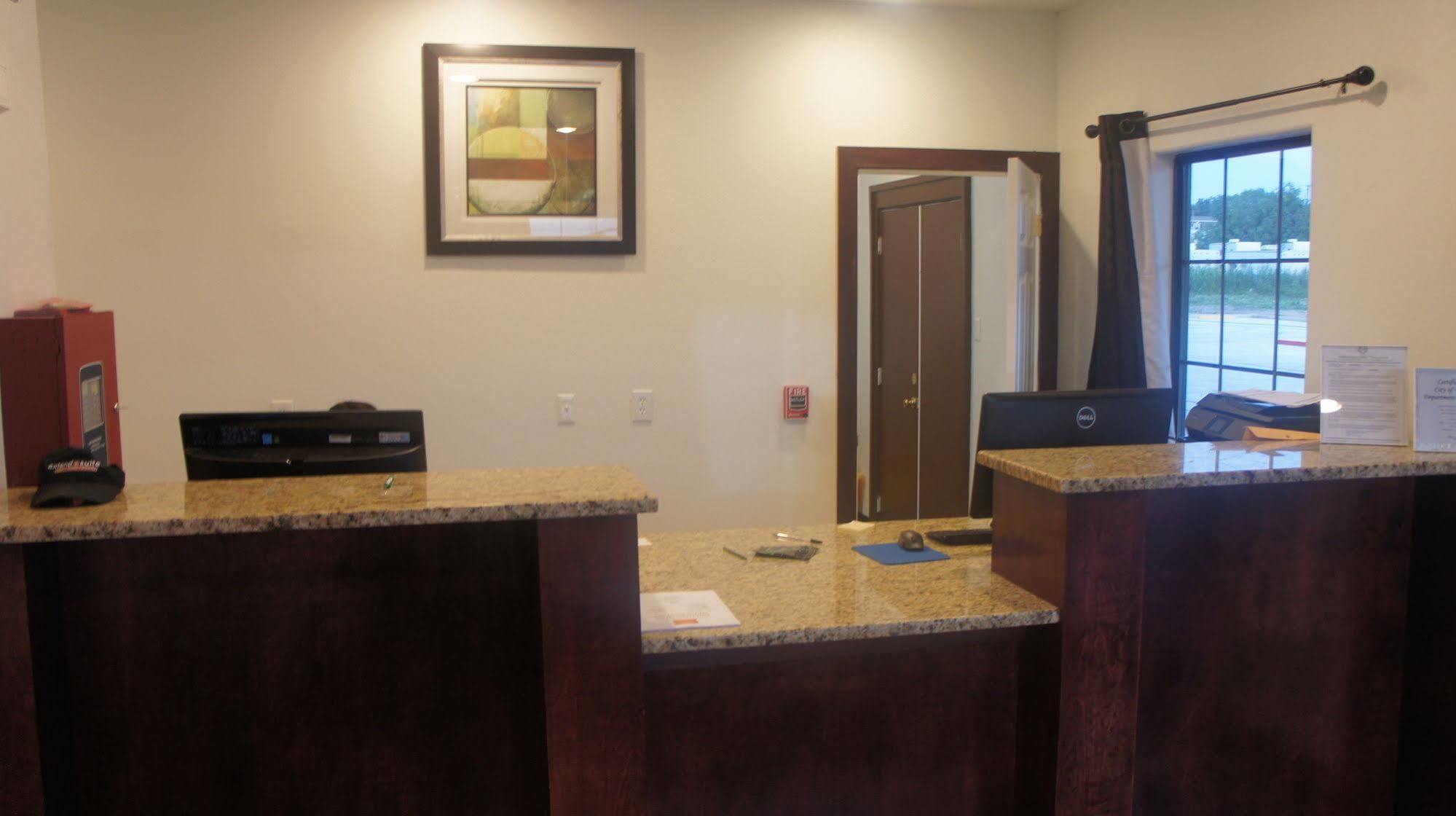 Lux Inn And Suites Three Rivers Luaran gambar